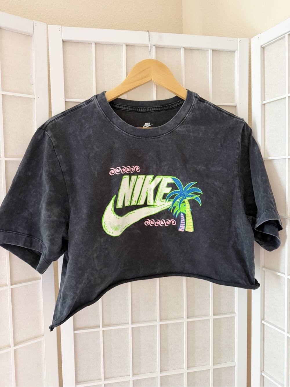 Nike Tropical Palm Tree Cropped Tee Small - Picture 2 of 4